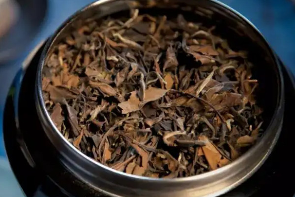 白茶是綠茶還是烏龍茶 白茶是什么茶